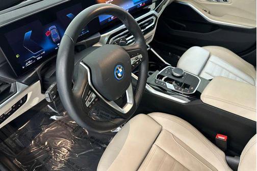2023 BMW 330e Base