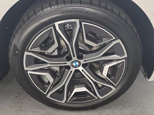 2026 BMW iX xDrive60
