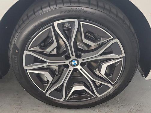 2026 BMW iX xDrive60