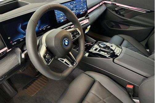 2026 BMW i5 eDrive40