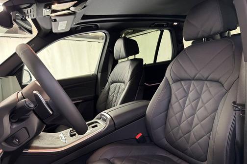 Dravit Grey Metallic 2026 BMW X5 sDrive40i