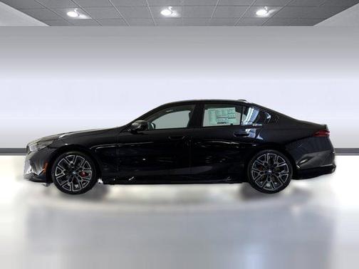 Black Sapphire Metallic 2026 BMW i5 eDrive40