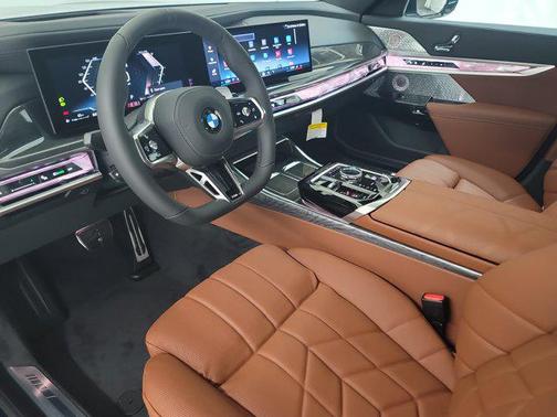 2025 BMW 760 i xDrive