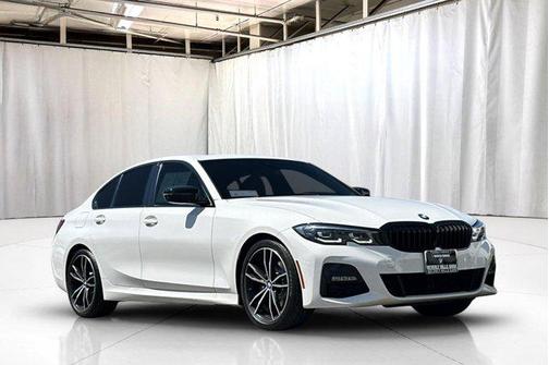 2022 BMW 330 330i