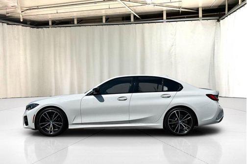 2022 BMW 330 330i