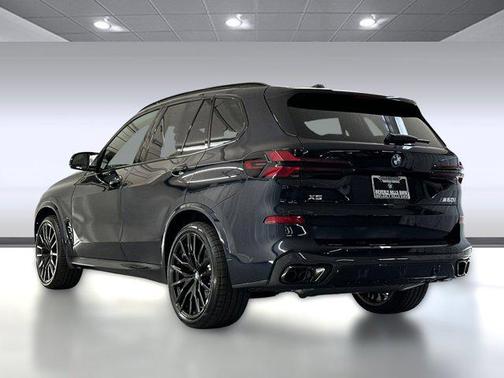 2026 BMW X5 M60i