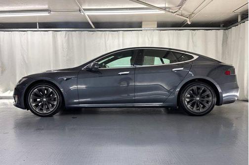 2018 Tesla Model S 75D