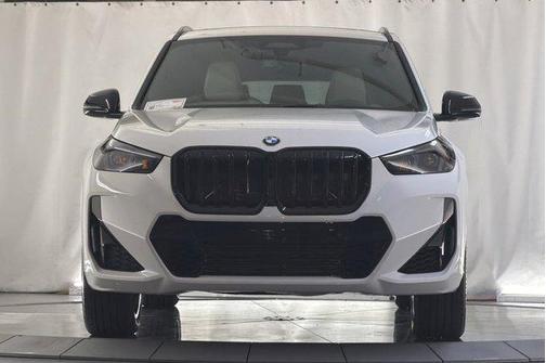 Alpine White 2026 BMW X1 xDrive28i