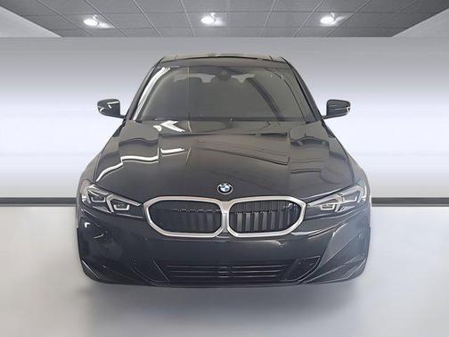 2025 BMW 330 330i