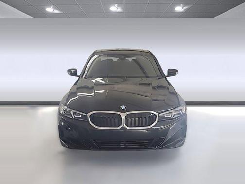 2025 BMW 330 330i