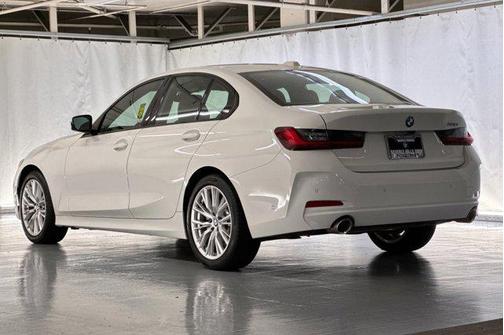 2023 BMW 330 330i