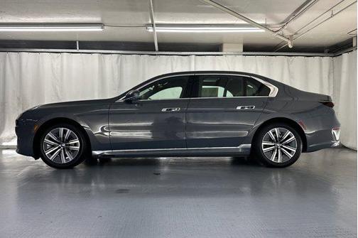 2025 BMW i7 eDrive50