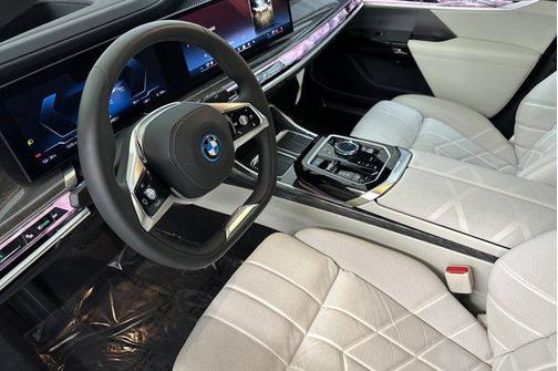 2025 BMW i7 eDrive50