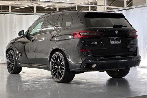 2023 BMW X5 sDrive40i