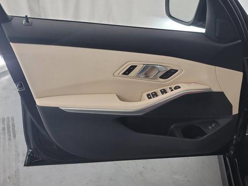 2025 BMW 330 i