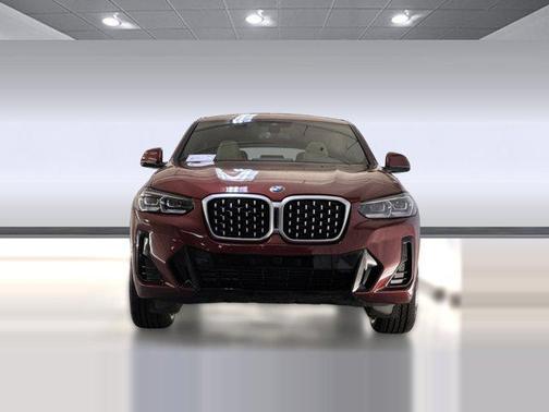 2023 BMW X4 xDrive30i