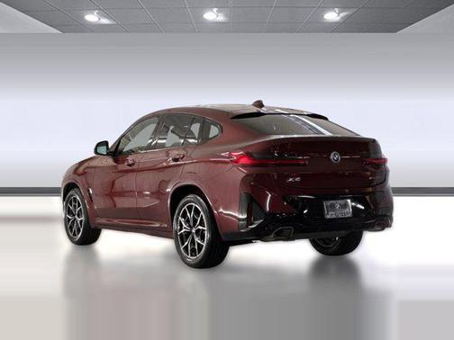 2023 BMW X4 xDrive30i