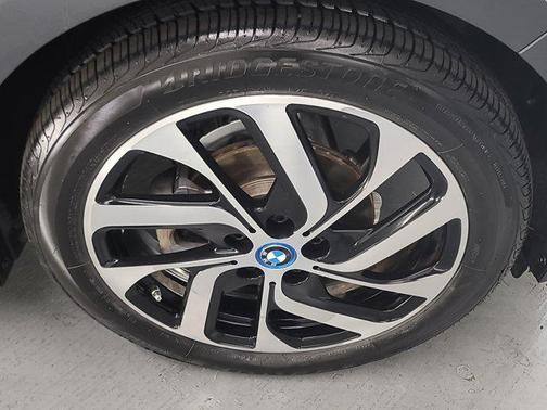 2017 BMW i3 94 Ah w/Range Extender
