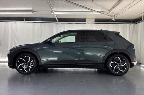 2022 Hyundai IONIQ 5 SEL