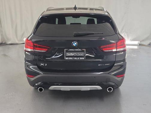 2022 BMW X1 sDrive28i