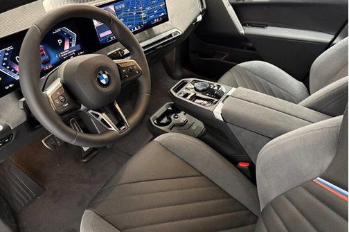 2026 BMW iX xDrive60