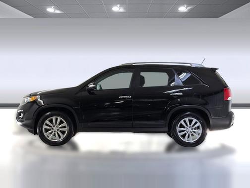 Ebony Black 2011 Kia Sorento EX