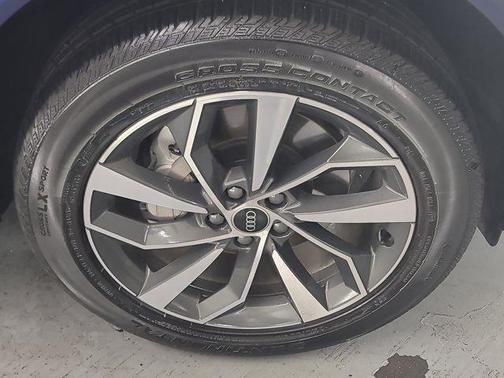 2022 Audi Q5 45 S line Premium