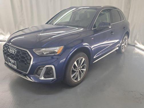 2022 Audi Q5 45 S line Premium