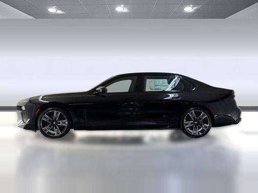 Black Sapphire Metallic 2025 BMW 760 xDrive