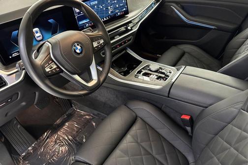 Alpine White 2026 BMW X5 PHEV xDrive50e