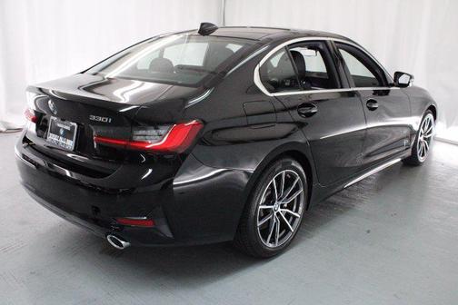 2020 BMW 330 330i