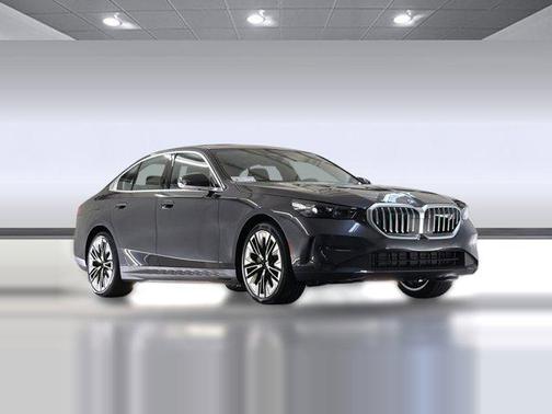 Dark Graphite Metallic 2026 BMW i5 eDrive40