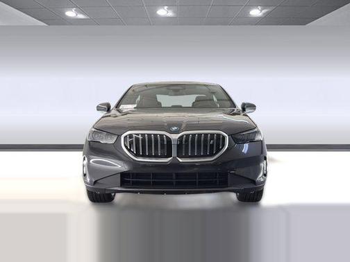 Dark Graphite Metallic 2026 BMW i5 eDrive40