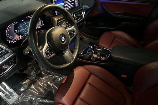 2023 BMW X4 xDrive30i