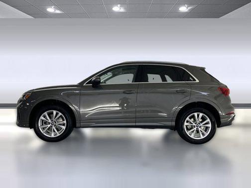 Chronos Gray Metallic 2025 Audi Q3 45 S line Premium Plus