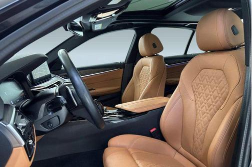 Black Sapphire Metallic 2023 BMW 530 i