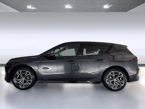 2026 BMW iX xDrive60