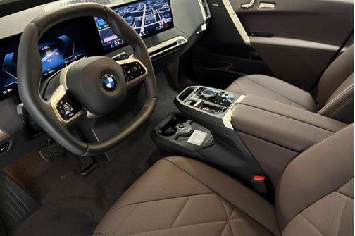 2026 BMW iX xDrive60