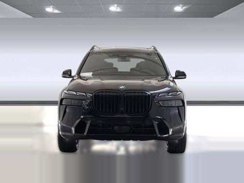 Black Sapphire Metallic 2026 BMW X7 xDrive40i