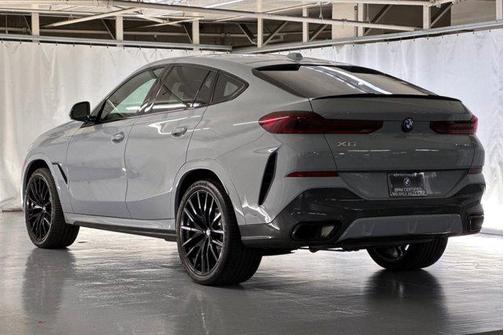 2024 BMW X6 xDrive40i