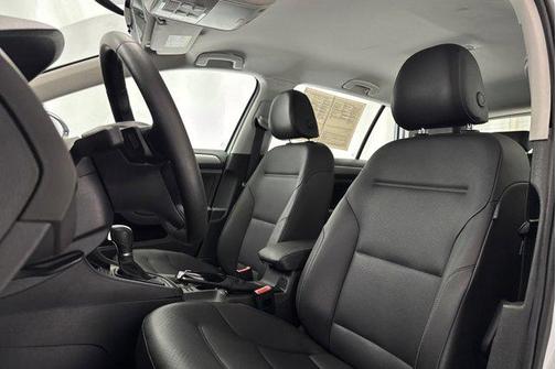 2015 Volkswagen Golf Auto TSI S