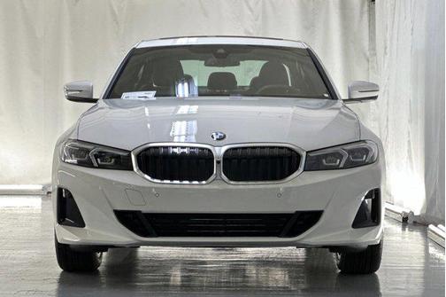 2025 BMW 330 i