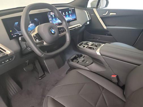 2026 BMW iX xDrive45