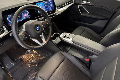 Black Sapphire Metallic 2026 BMW X1 xDrive28i