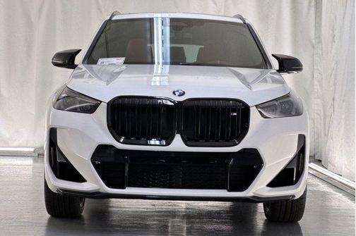 2025 BMW X1 M35i