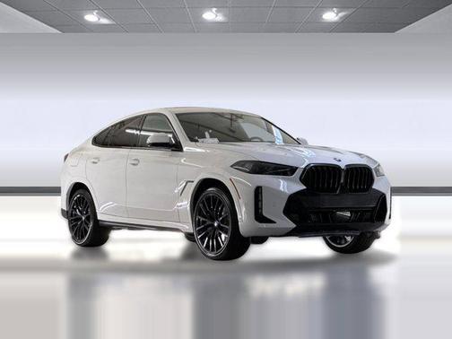 Alpine White 2027 BMW X6 xDrive40i