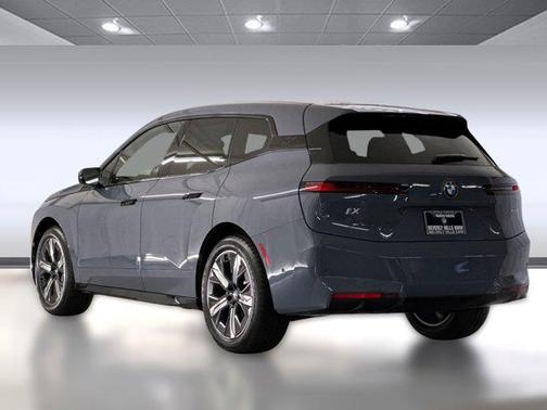 2026 BMW iX xDrive45