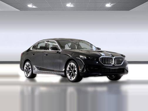 Black Sapphire Metallic 2026 BMW 530 530i