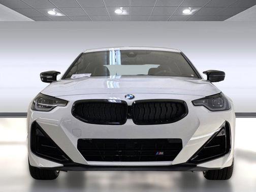 2026 BMW M240 i