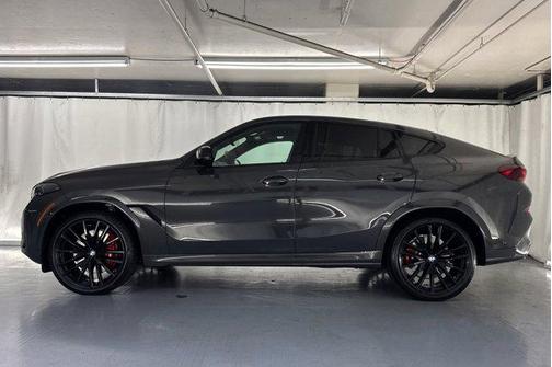2024 BMW X6 M60i
